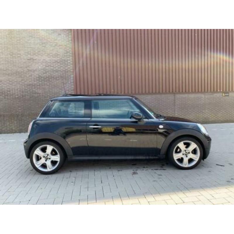Mini Mini 1.6 Cooper Chili Navi Dak Leer Xenon Clima Automaa