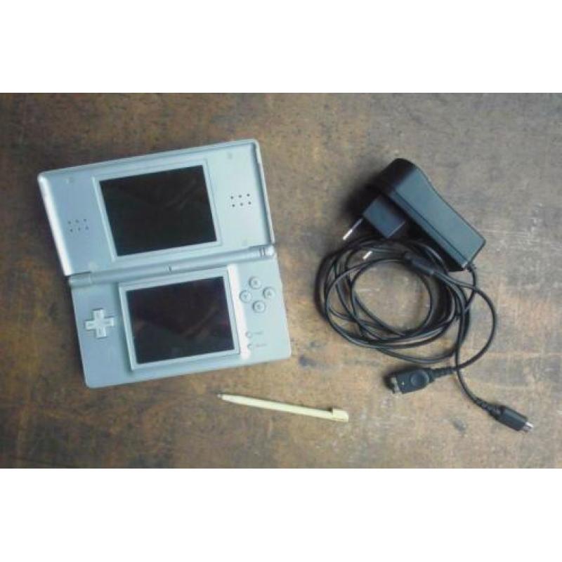 Nintendo DS Lite spelconsole (zie foto's)