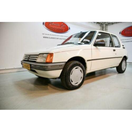 Peugeot 205 XR 1.6
