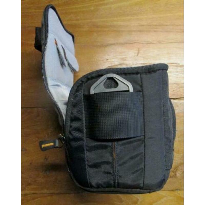 Lowepro tasje voor fototoestel met schouderband