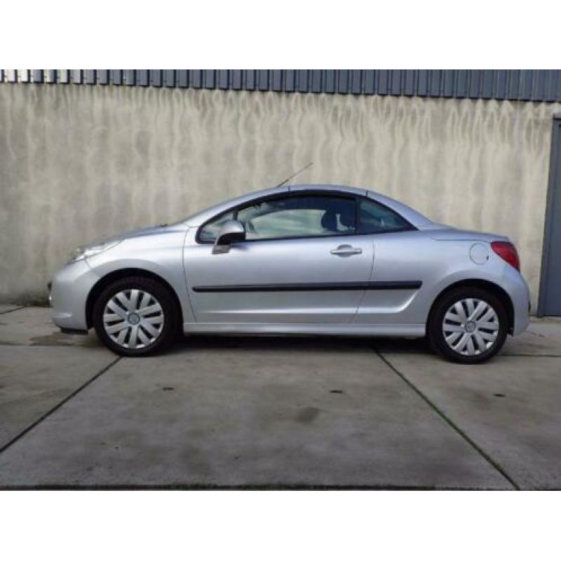 Peugeot 207 CC 1.6 VTi Cabrio