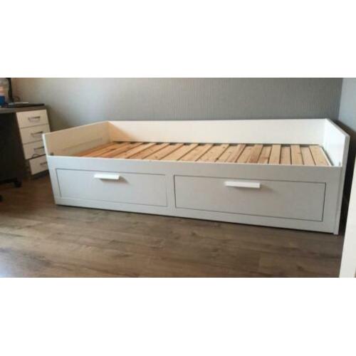 IKEA bed 90x200
