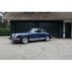 Porsche 911 T 2.2 '70 classiccar rally-spec, voll rest