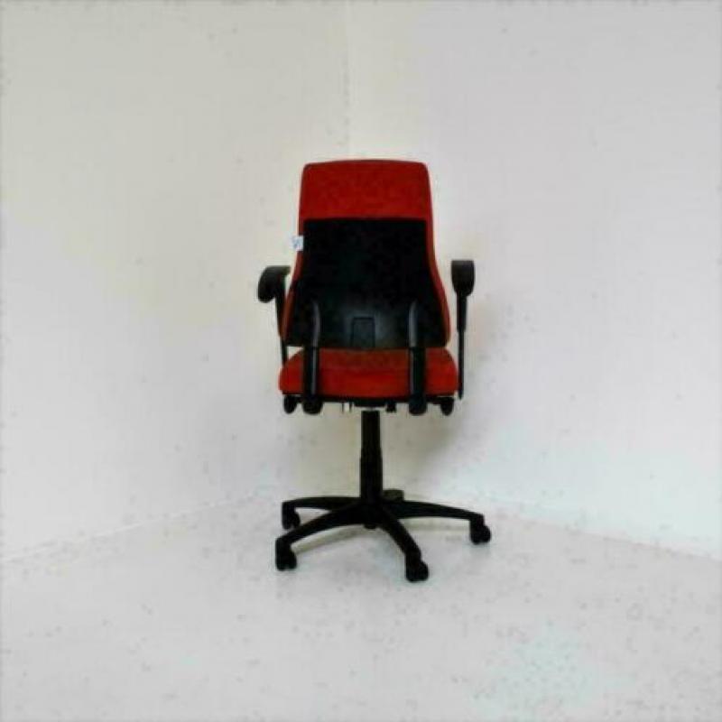 BMA Axia: Oranje Stof, Hoge Rug. Bureaustoelen/Burostoel.