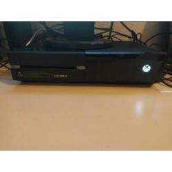 Xbox One 500Gb met Thrustmaster TMX stuur en F1 2019