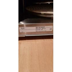 Whirlpool combi magnetron oven.