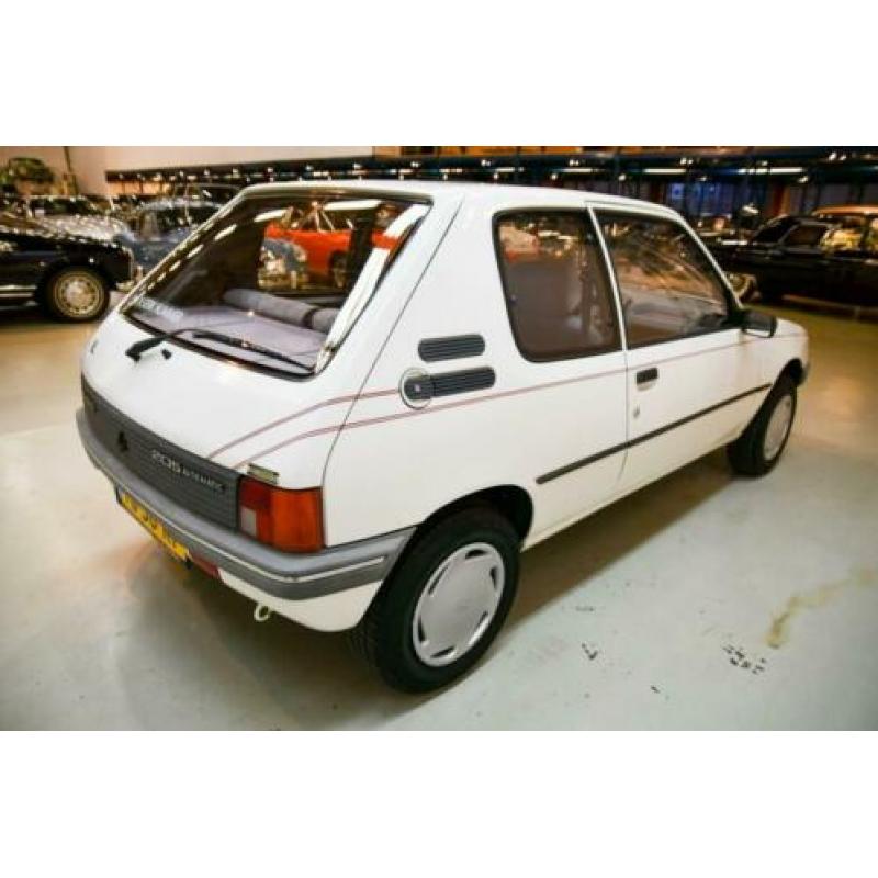 Peugeot 205 XR 1.6