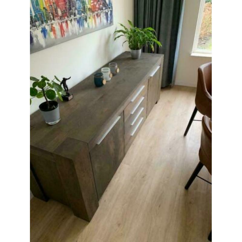 massief houten dressoir 228x63x77 goossens