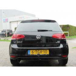 VOLKSWAGEN Golf 1.2 TSI Highline 5D / Navi / Cruise / Clima