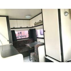 Hobby Classic 370 TM Dwarsbed + Treinzit