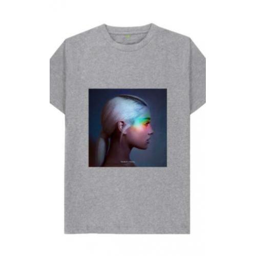 Zelf gemaakte Ariana Grande t-shirts