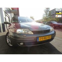 Renault Laguna Grand Tour 2.0-16V Dynamique Xenon Navi