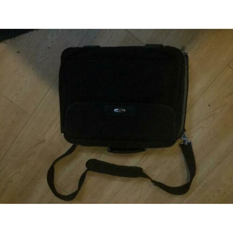 Laptoptas Targus diagonaal 44 cm, 17" notebooktas