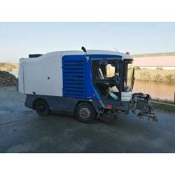 Veegwagen ravo 540st