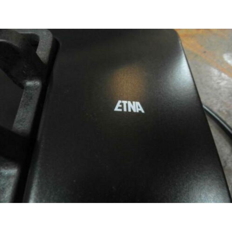 Te koop Etna gasfornuis 4 pits.