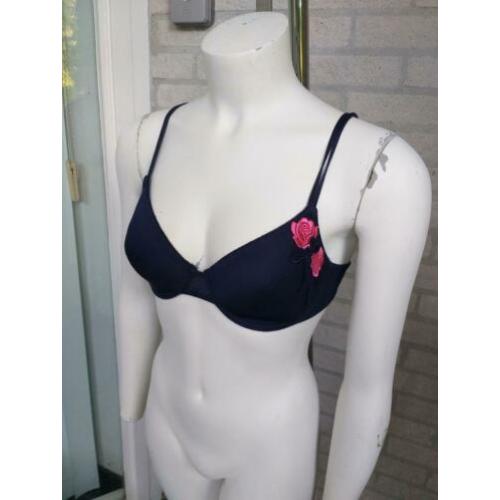 Donkerblauwe BH van Livera maat 75C