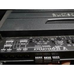 Audison SRx 4.1 360 Watt 4 kanaals versterker.