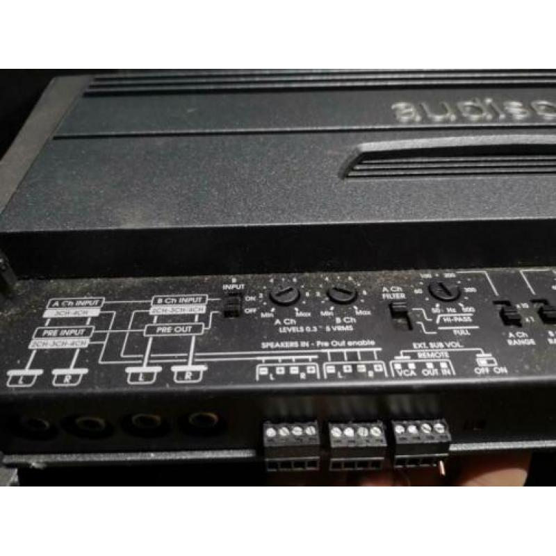 Audison SRx 4.1 360 Watt 4 kanaals versterker.