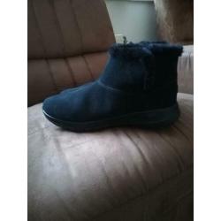 Sketchers, binnen gevoerd, buiten leer, maat41/42