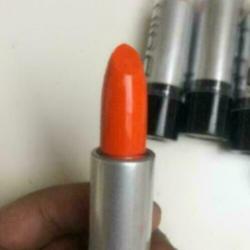 Nieuwe lippenstift verschillende kleuren / 1 euro p.st.