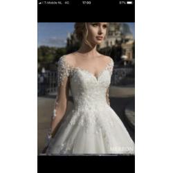 Wedding dress Trouwjurk Maat 38