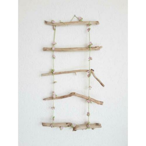 Kunstbloemen drijfhout ladder decoratie