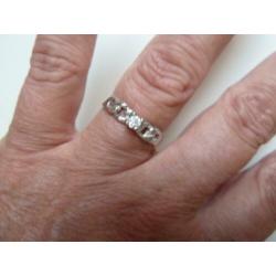 Klassieke ring gourmetschakel + solitair diamant / Luxeriös