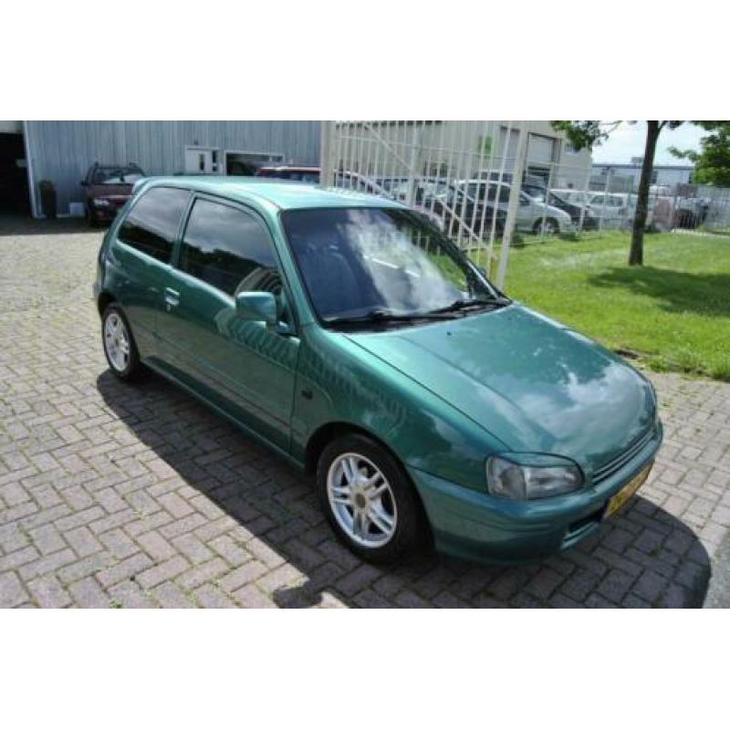Toyota Starlet 1.3-16V 3 Deurs Stuurbekrachtiging Nieuwe APK