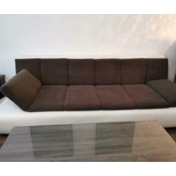 ZSM WEG!! Aparte en moderne 3- en 4-zits bank!