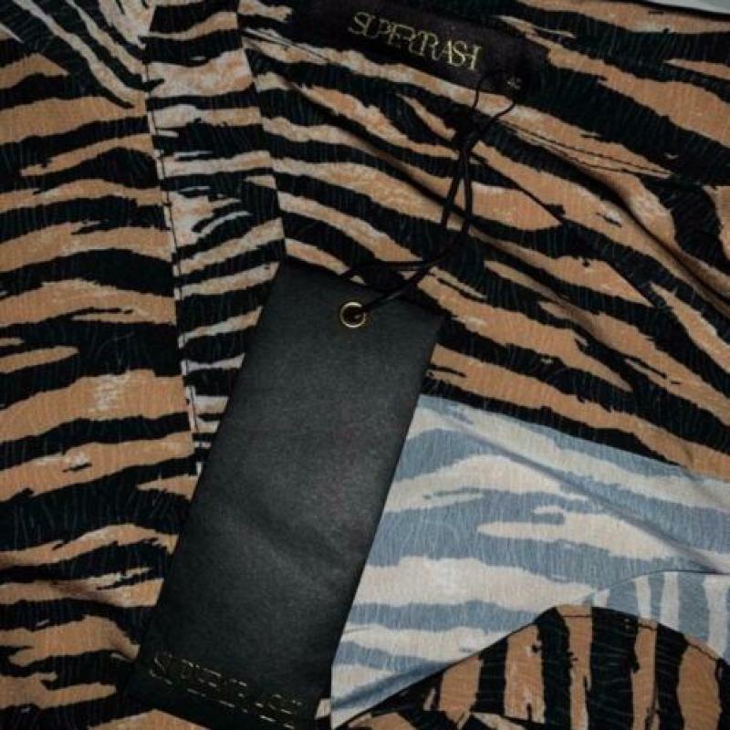 * SUPERTRASH, mt 34/XS * Het allerleukste tijgerprint jurkje