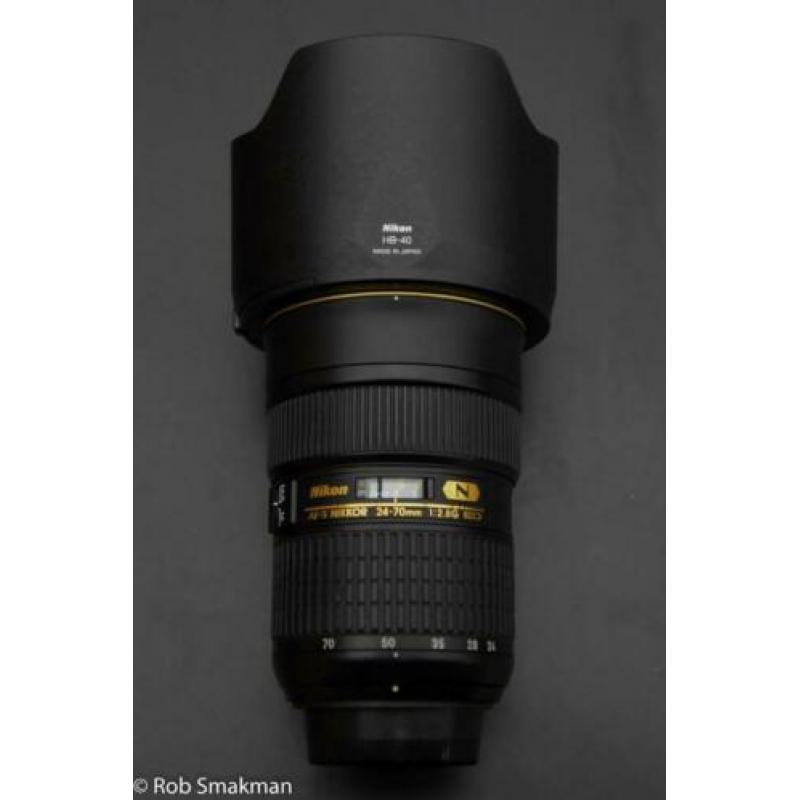 Nikon AF-S 24-70mm 2.8 lens