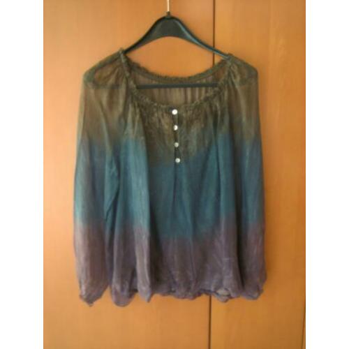 Romantische Italiaanse zijden blouse 40-42-44 SNAZZEYS