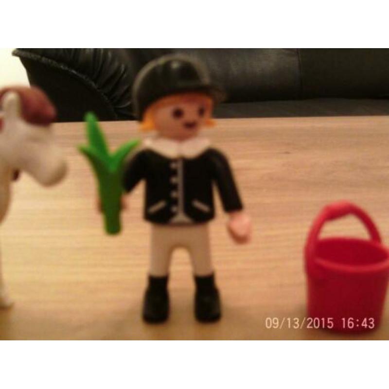 playmobil 4641 meisje met pony (extra een zweepje)