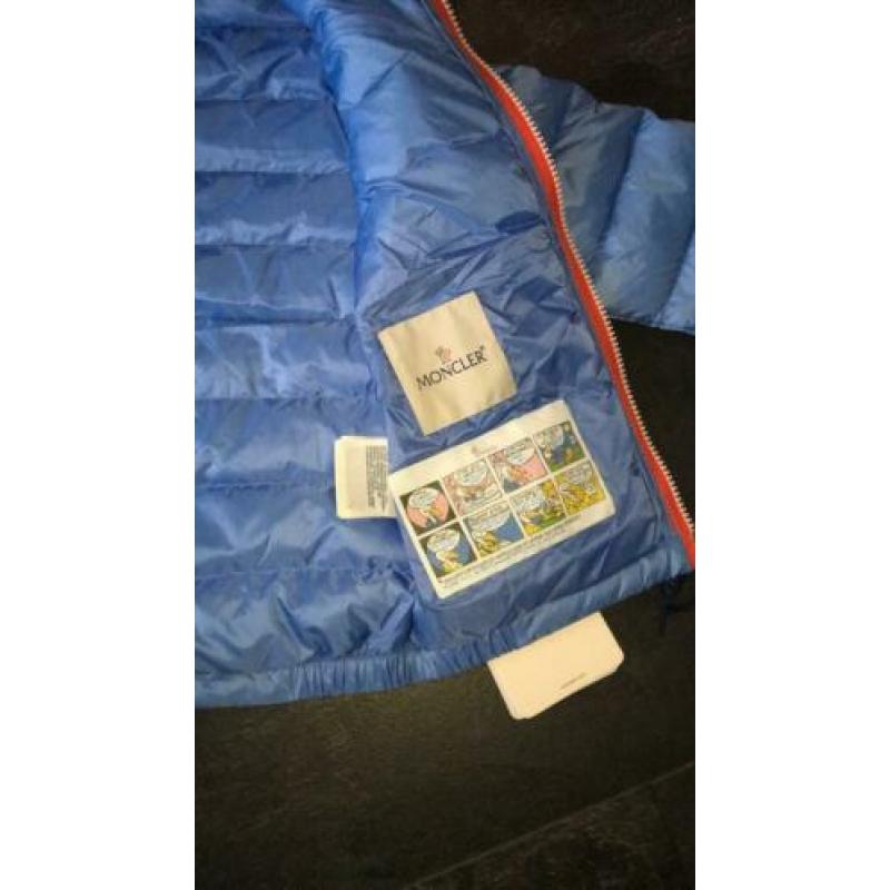 Nieuw moncler tussenjas maat 110 5Y lichtblauw