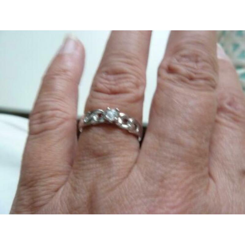 Klassieke ring gourmetschakel + solitair diamant / Luxeriös
