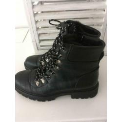 Stoere dames boots maat 39