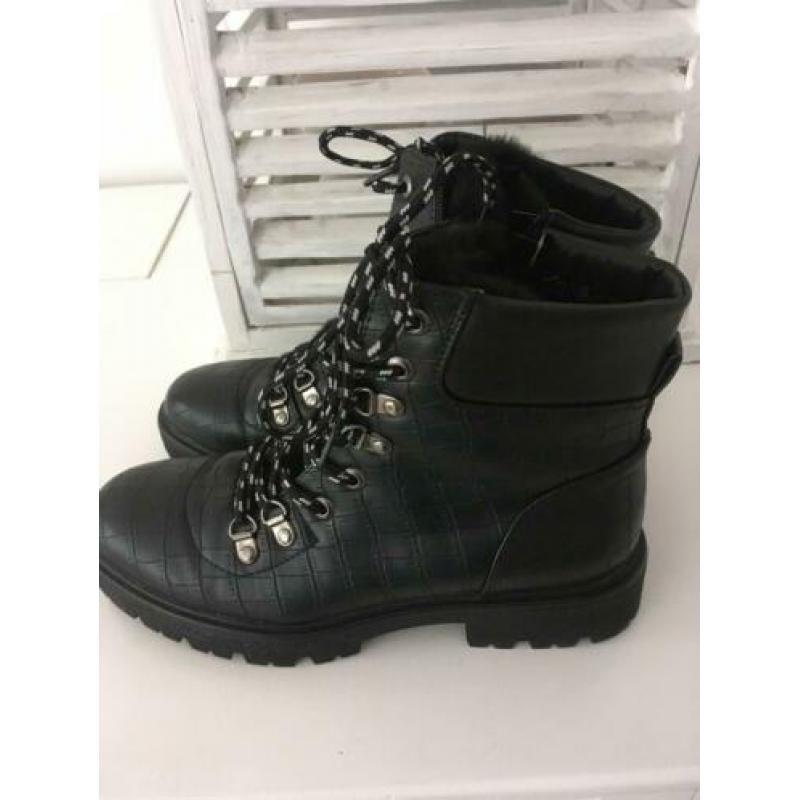 Stoere dames boots maat 39