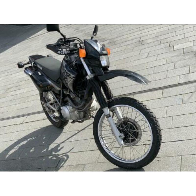 Mooie zwarte XT600E te koop met slechts 24.000 km
