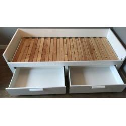 IKEA bed 90x200