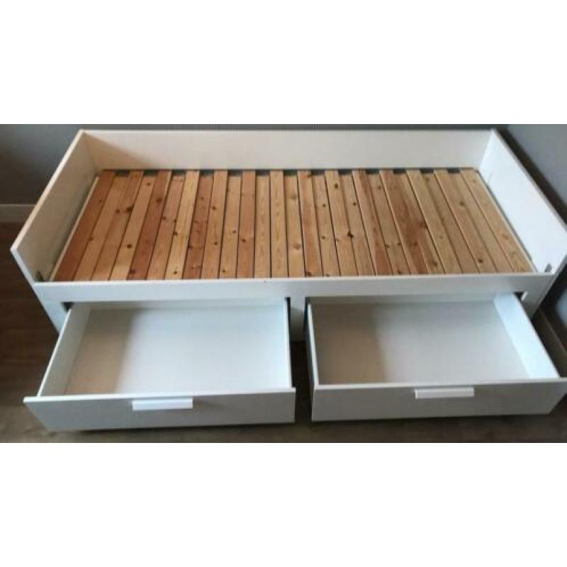 IKEA bed 90x200