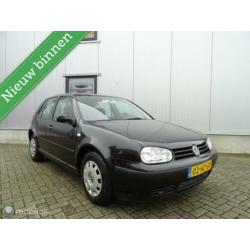 Volkswagen Golf 1.6-16V Comfortline * Nap / Apk / 5 Drs / Cr