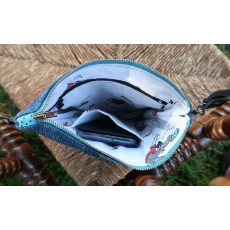 Denim upcycled tas van SOOij
