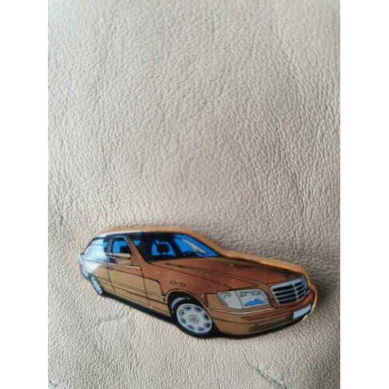 Mercedes spelden