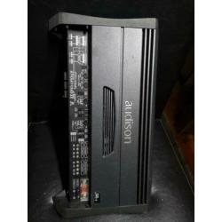 Audison SRx 4.1 360 Watt 4 kanaals versterker.