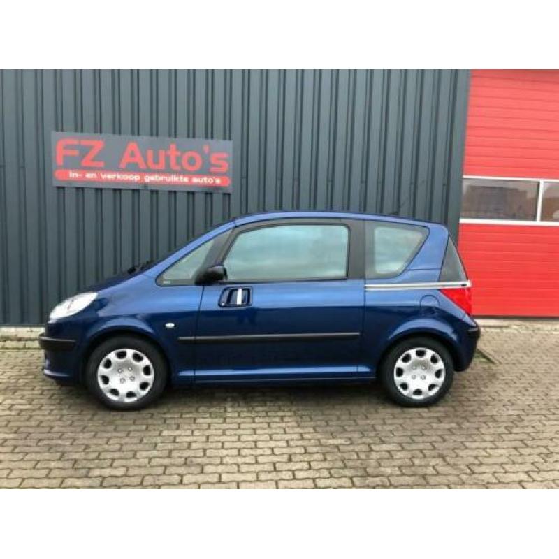 Peugeot 1007 1.4 Gentry | Metallic | Airco | Hoge instap |