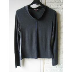 Prachtige stoere grijze longsleeve van 2026 maat 2 Snazzeys
