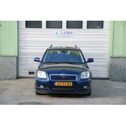 Toyota Avensis Wagon 2.0 VVTi Linea Luna BJ'06 Airco Trekhaa