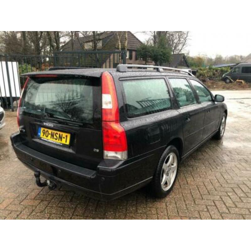 Volvo V70 2.4 D5 Edition /Leer/Navi/Stoelverw/APK 2021/ AUTO