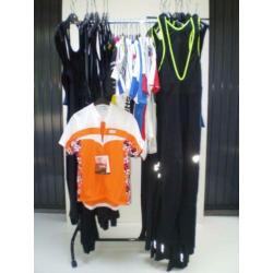 xxx 27-2 NIEUWE WIELERKLEDING NU VOOR MAAR 15 EURO PER STUK