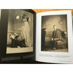 Matthew L.Tompkins / The Spectacle of Illusion paranormaal